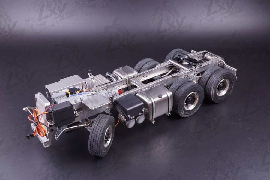 High-top Benz 3 axle tractor chassis