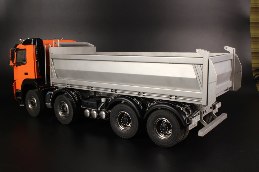 8×8 multifunctional matching chassis