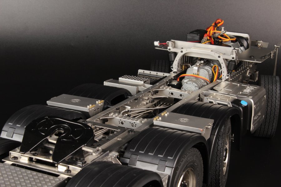 1:14 8×8 tractor chassis