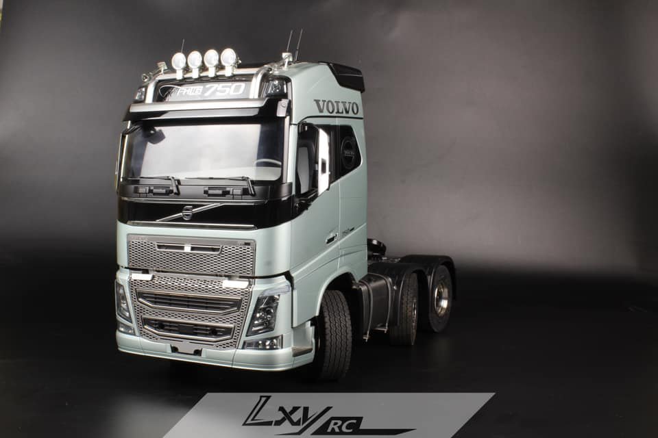 Volvo 1-14 RC twin steer