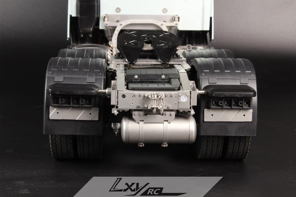 Volvo 1-14 RC twin steer