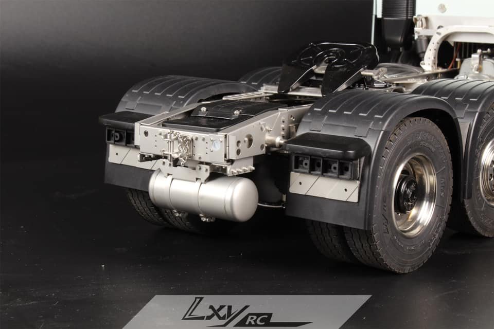 Volvo 1-14 RC twin steer