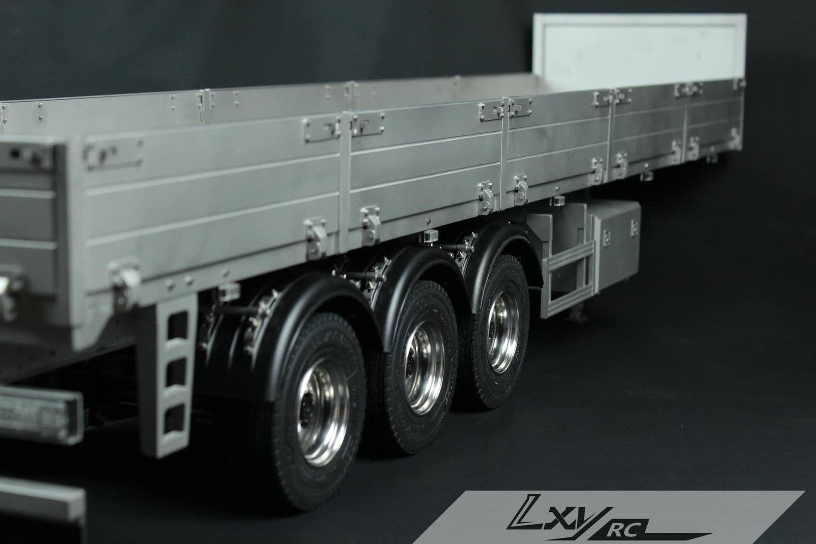 1/14 RC open trailer with brakes and lift axle