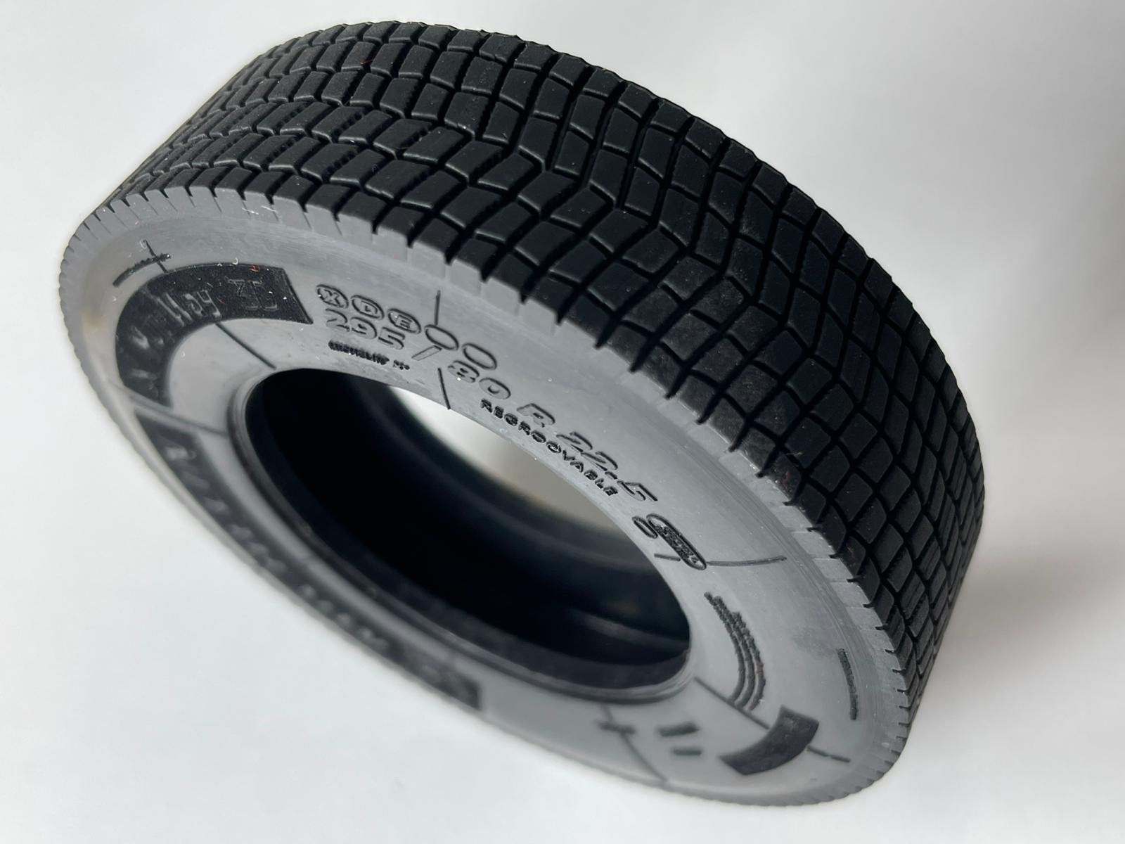 Michelin powered axle tire
