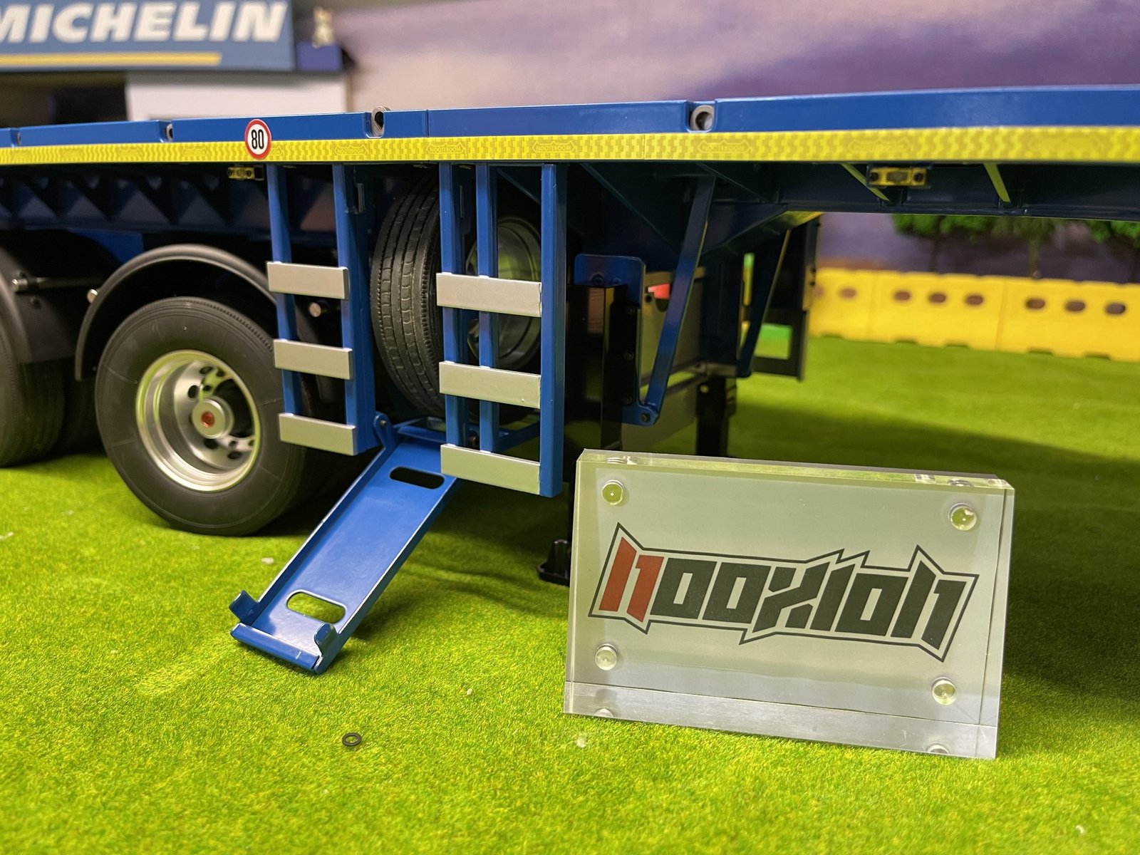 Nooxion Nooteboom OVB 6 Axle 1:14