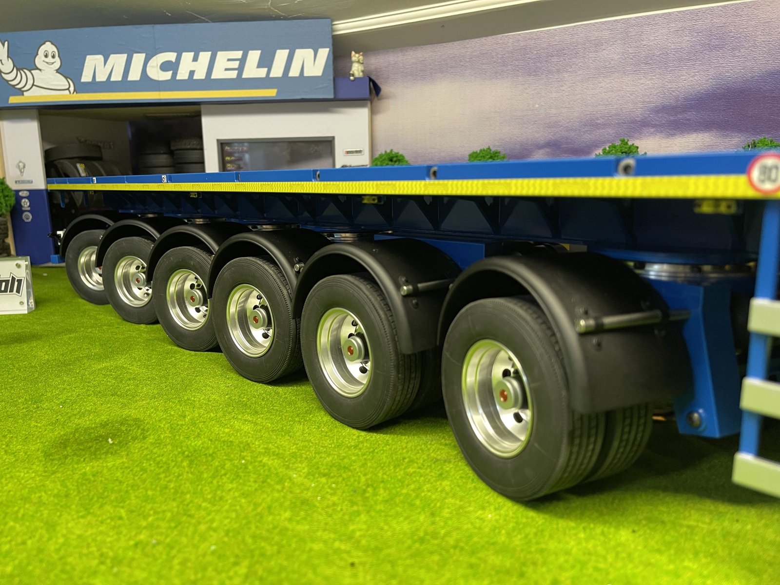 Nooxion Nooteboom OVB 6 Axle 1:14