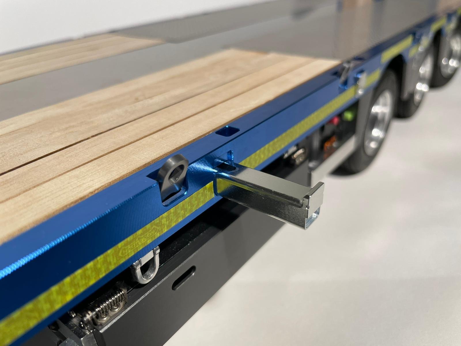Nooxion Nooteboom trailer 3 Axle 1:14 low loader for Tamiya trucks