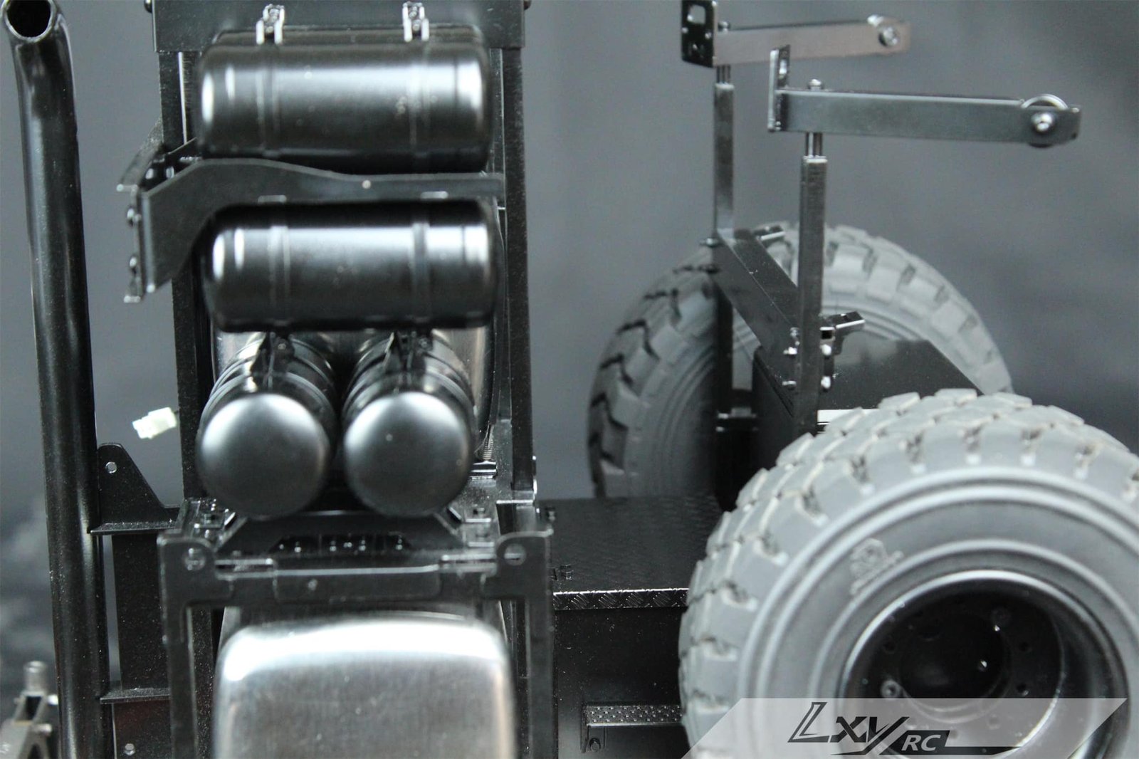 Benz 8×8 rescue truck BENZ-4663-RTR