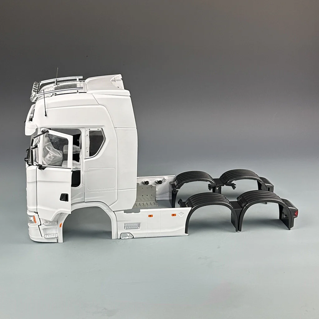 Scania S770 Tamiya 1:14 customs truck cab